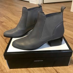 Nine West Grey Leather Ankle Booties Heeled